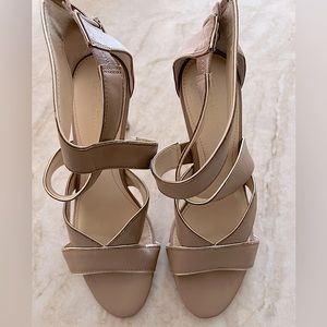 Calvin Klein Womens Heels - 7.5 - tan&gold